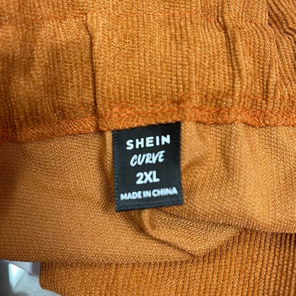 SHEIN Essnce Plus Solid Belted Button Through Corduroy Skirt Size 16 (2XL) - Picture 5 of 9